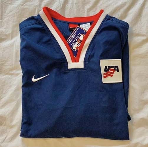 USA HOCKEY NIKE IIHF WIND JERSEY / WINDBREAKER (Large)