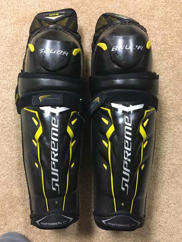 Senior Bauer Supreme TotalOne NXG Shin Pads
