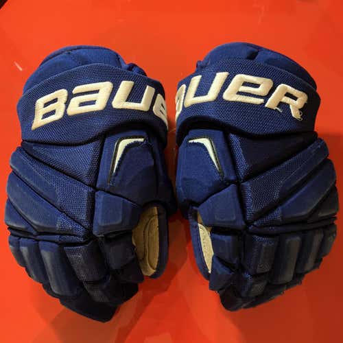 Canucks Bauer Vapor APX2 Pro 14" Pro Stock Gloves Linden Vey