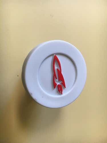 New Rocket Mesh Lacrosse But Butt end Tape Saver