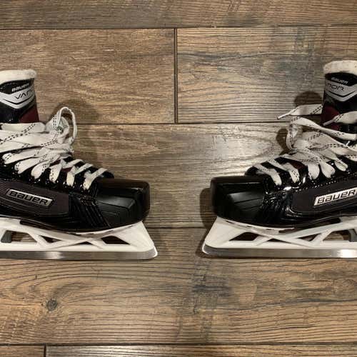 Junior Bauer Vapor X700 Regular Width  Size 5 Hockey Goalie Skates