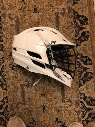 White Used Cascade R Helmet