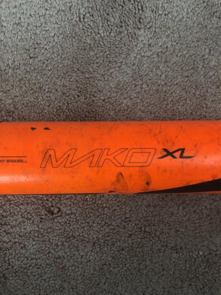 Kid Pitch (9YO-13YO) 2013 Composite Mako (-10) 18 oz 28" Bat