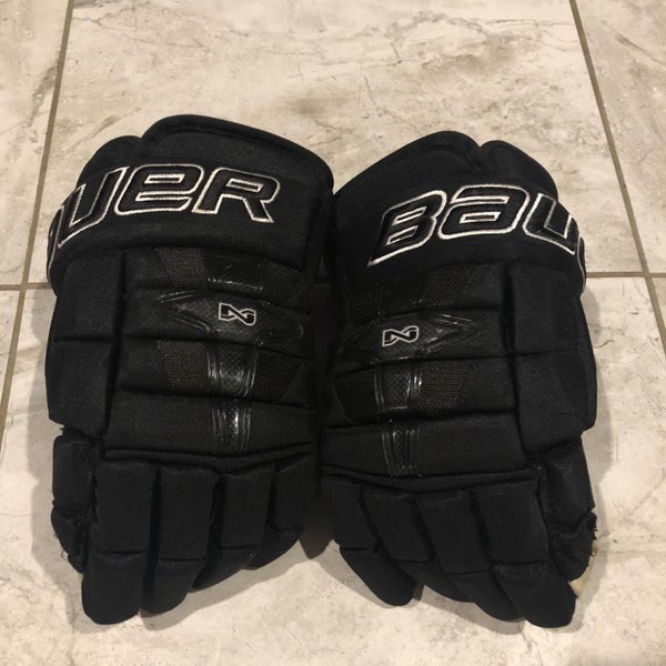 Black Senior Bauer Nexus 9000 14" Gloves