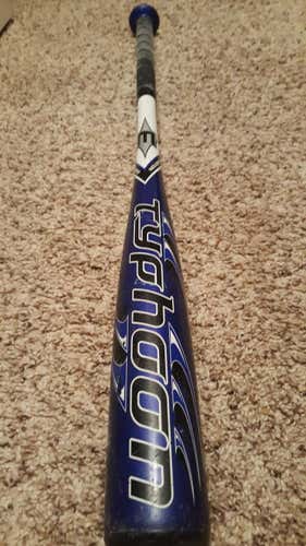 Used Kid Pitch (9YO-13YO) Easton Easton Typhoon Bat (-11) 16 oz 27"