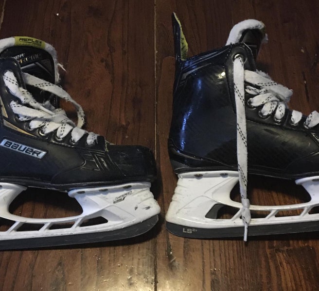 Youth Bauer Supreme Ignite Pro + Regular Width Size 5 Hockey Skates