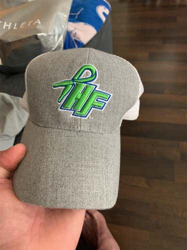 Head Stong Foundation Hate