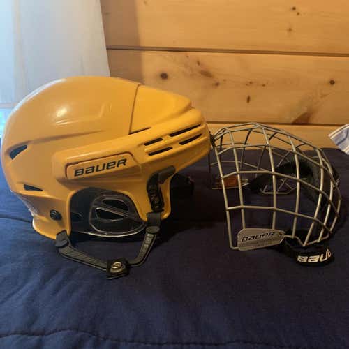 Yellow Used Small Bauer BHH7500 Combo Helmet