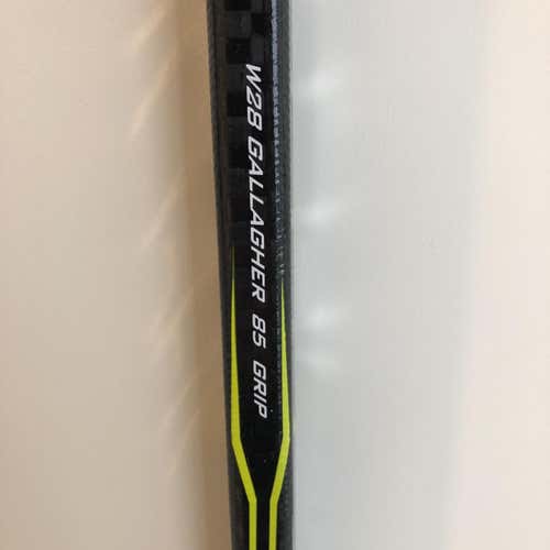 Senior Right Handed Alpha QX Toe Pattern  Hockey Stick