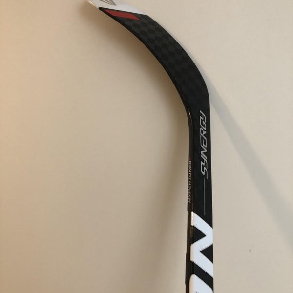 Senior Right Handed Synergy GX Mid Pattern Hockey Stick
