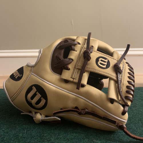 Brand New Wilson A2000 11.5" Baseball Glove