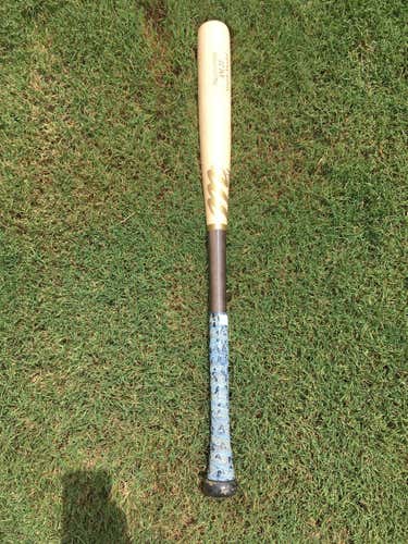 Used Kid Pitch (9YO-13YO) Marucci Wood AM22 Bat 29"