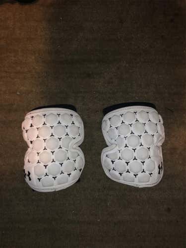 Used Medium/Large Under Armour VFT Arm Pads