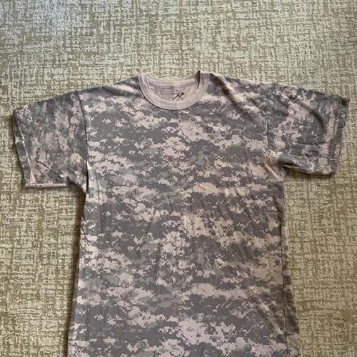 West Point US Army Issued Digital Camo T Shirt Men's Large