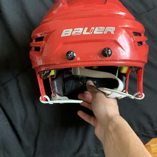 Red Used Large Bauer Re-Akt Helmet