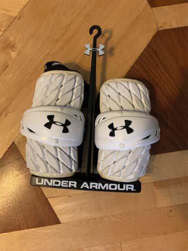 Used Medium Under Armour VFT Plus Arm Pads