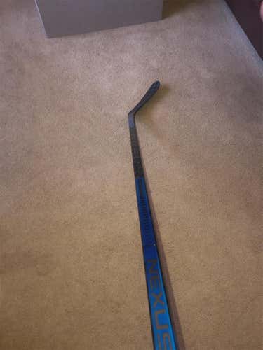 Senior Right Handed Nexus 2N Pro Toe Pattern  Hockey Stick