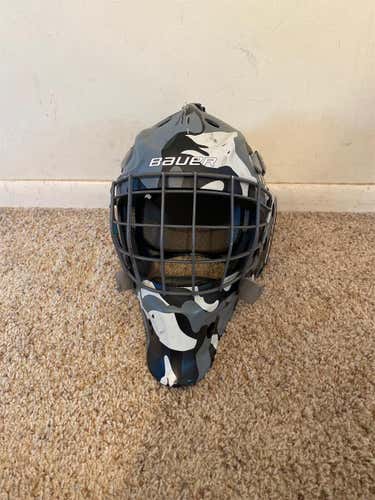 Gray Junior Bauer NME 5 Goalie Mask
