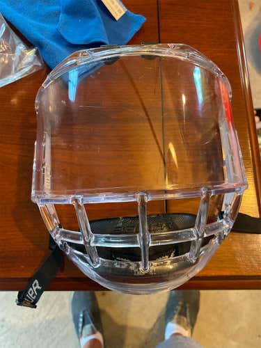 Senior  Bauer Concept 3 Full Shield Shield