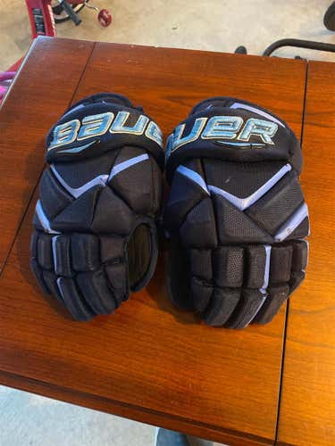 Blue Used Bauer Vapor matrix pro 11" Gloves
