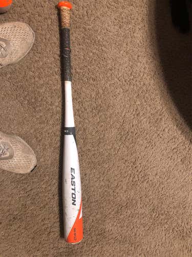 High School/College 2014 Alloy 2014 easton mako (-3) 28 oz 31" Bat