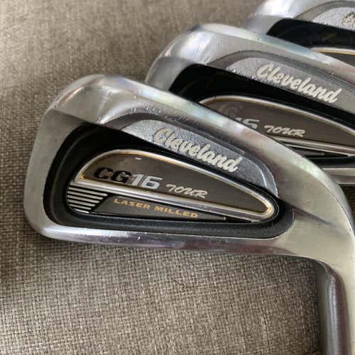Men's Right Handed CG16 tour Stiff Flex Steel Shaft Iron Set