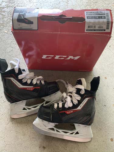 Youth CCM JetSpeed 250 Used Hockey Skates Regular Width Size 12