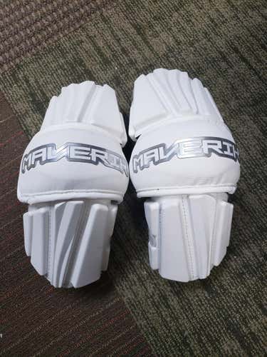 New Medium Maverik Max Arm Pads