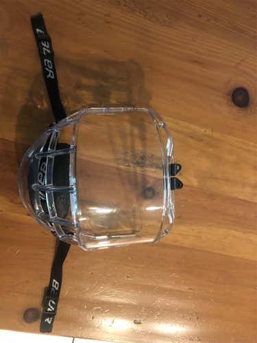 Senior Medium Bauer Concept 3 Full Shield Shield
