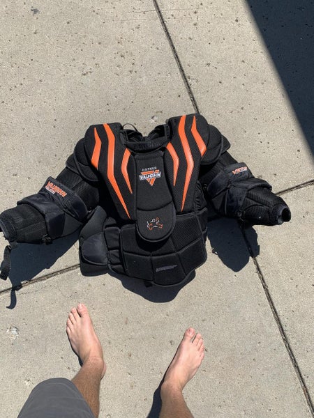 Pro carbon SLR chest and arm protector
