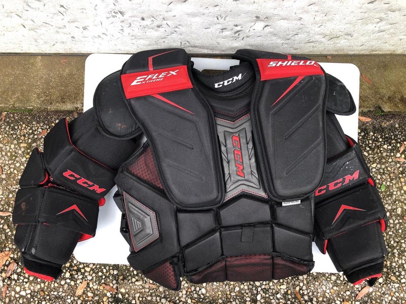 Senior Large CCM Extreme Flex Shield Pro Chest and Arm Protector Goalie Chest Protector