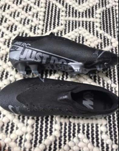 Black Unisex Size YOUTH 7Nike Mercurial Vapor Cleats