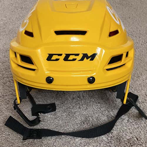 CCM Medium Yellow Resistance / Tacks Helmet
