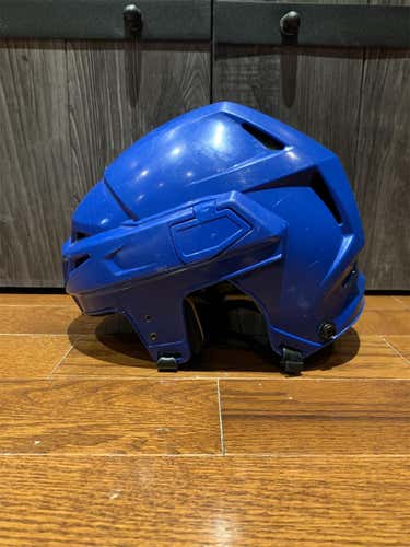 Blue Used Medium CCM Vector V08 Helmet Pro Stock