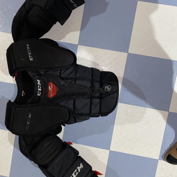 Senior Medium CCM CL Pro Goalie Chest Protector