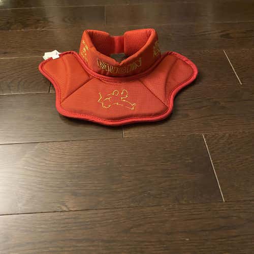 New, Vaughn Goalie Throat GuardVPC-7000 M/M 12”-14”
