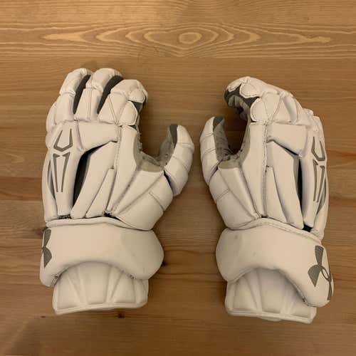 Used Under Armour Command Pro 2(13") Box Gloves