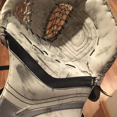 Reebok XLT 24 Glove Senior Regular