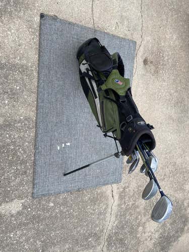 Used Junior Lynx Right Handed junior set Clubs (Full Set) Uniflex 8 Pieces