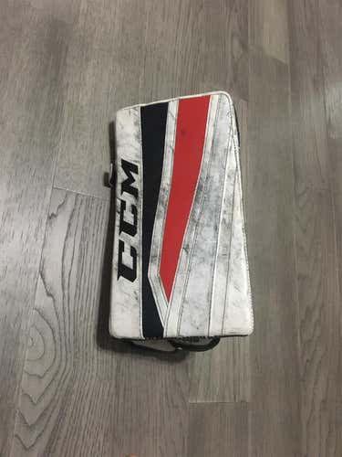 CCM EFlex 2 860 Intermediate Goalie Blocker Regular