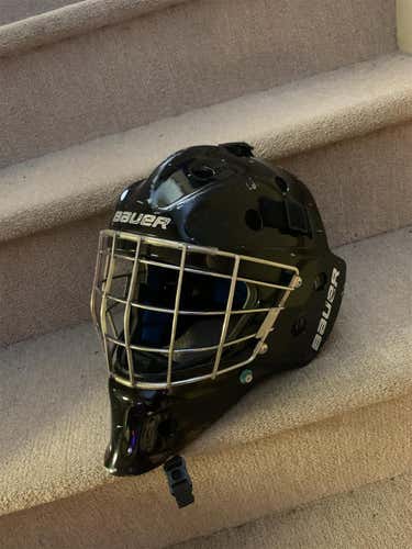 Black Senior Bauer  Goalie Mask