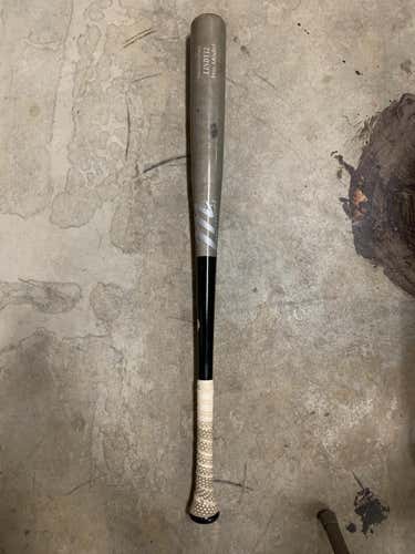 33"/30oz maple Marucci Lindy12 baseball bat