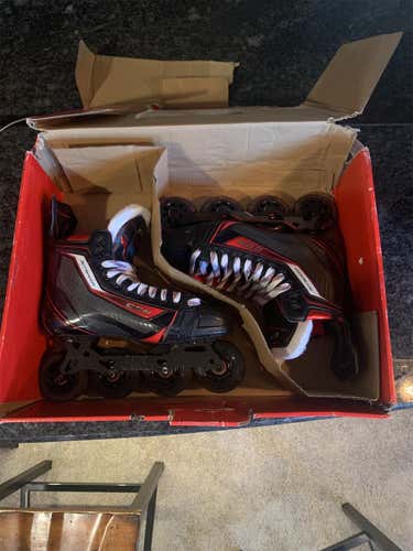 Senior CCM Jet speed Extra Wide Width Size 9.5 Inline Skates