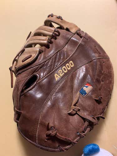 Used First Base A2000 12" Baseball Glove