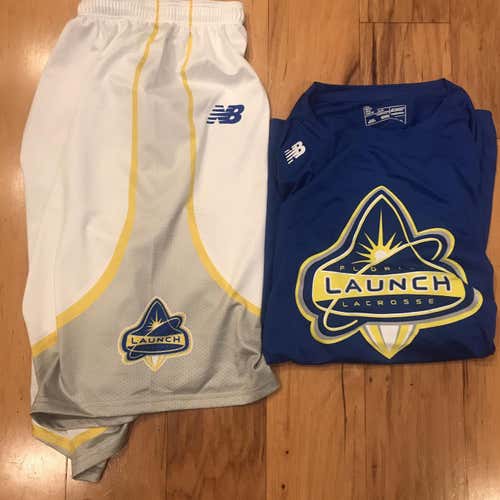 Blue Men's XL New Balance Shirt