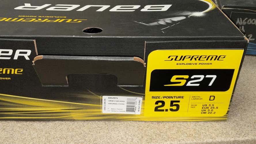 Used Junior Bauer Supreme S27 Hockey Skates Size 2.5