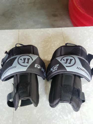 Used Warrior X-2 Senior Knee Guards