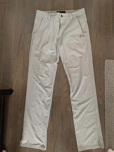 Gray Men's Size 32 Oakley Pants