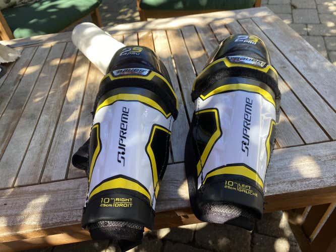 Used Youth Bauer Supreme 2S Shin Pads
