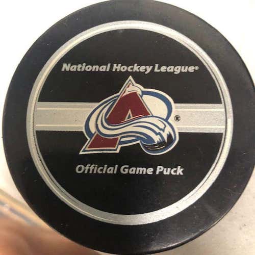 Colorado Avalanche Official Game Puck NEW
